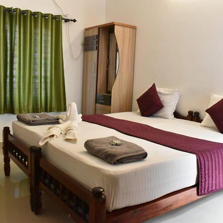 Le Coco Beach Resort Varkala Esterno foto